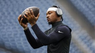 Stefon Diggs: Join the party on Patriots receiver (NFL). Photo by Troy Taormina, Imagn Images